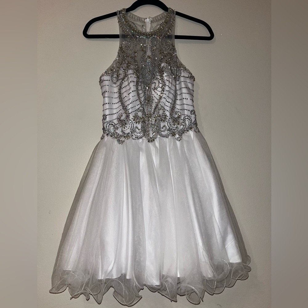 Used once white dress.